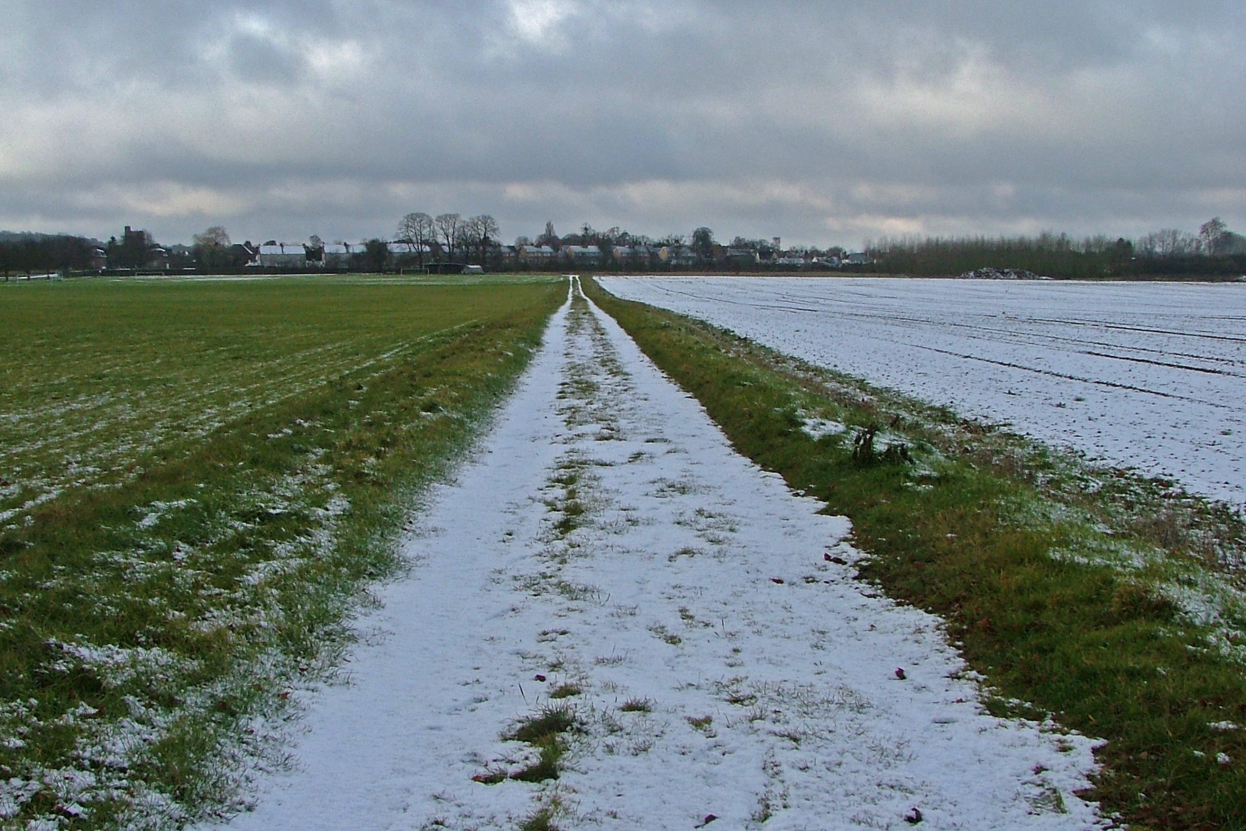 Walking track near Wrest Park
